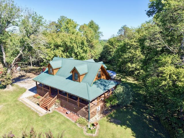 2210 Old Prospect Rd, Woodbury, TN 37190