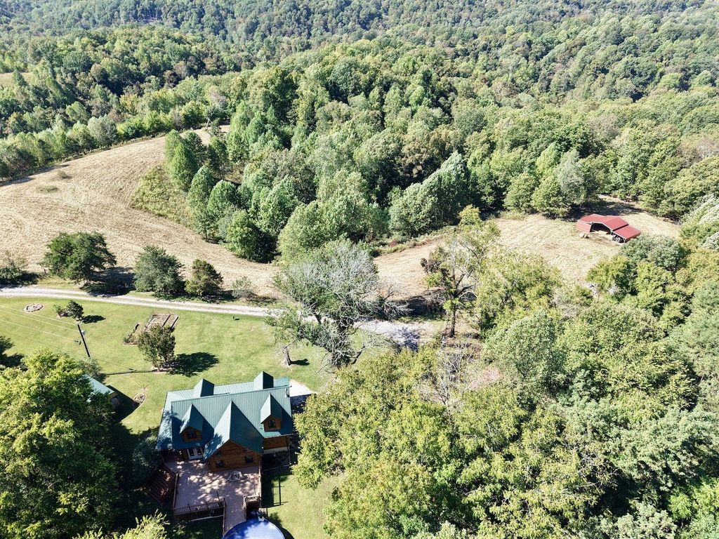 2210 Old Prospect Rd, Woodbury, TN 37190