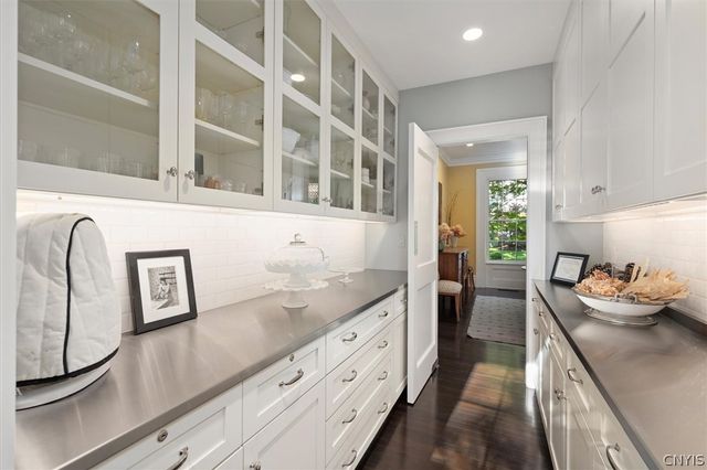 76 College Street, Kirkland, NY 13323