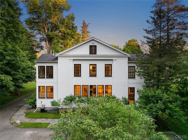 76 College Street, Kirkland, NY 13323