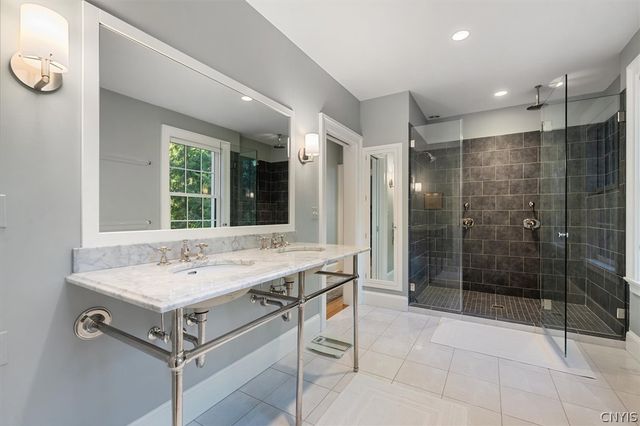 76 College Street, Kirkland, NY 13323