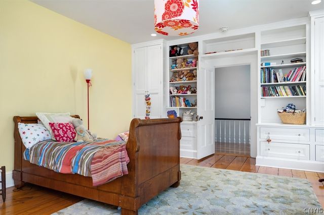 76 College Street, Kirkland, NY 13323