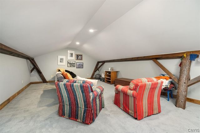 76 College Street, Kirkland, NY 13323