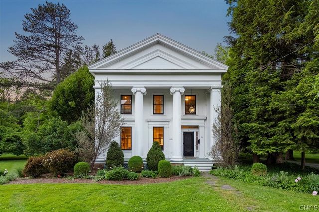 76 College Street, Kirkland, NY 13323
