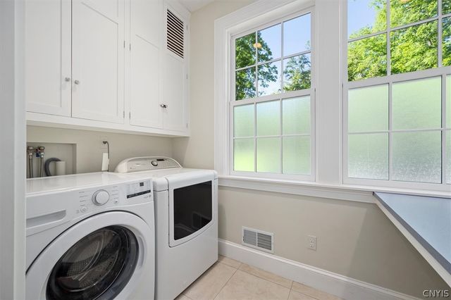 76 College Street, Kirkland, NY 13323