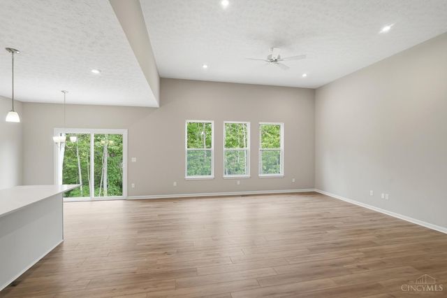 1180 Eagle Boulevard, Hamilton Twp, OH 45039
