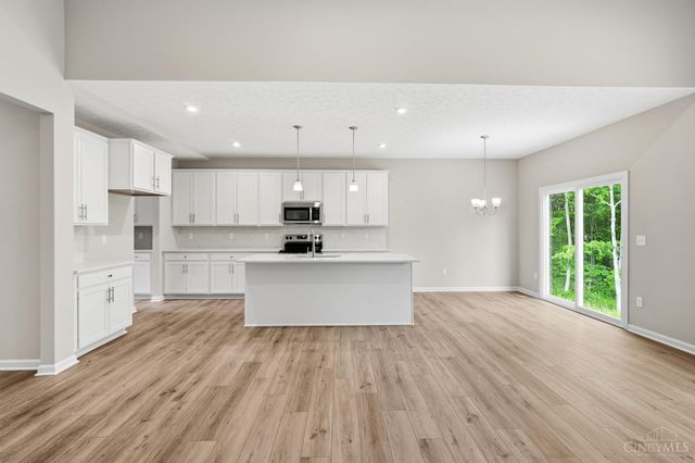1180 Eagle Boulevard, Hamilton Twp, OH 45039