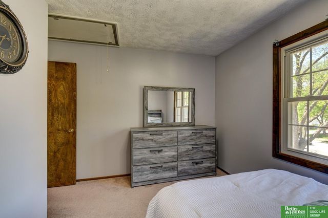 1011 Bea Circle, Bellevue, NE 68005