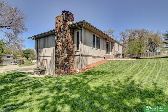 1011 Bea Circle, Bellevue, NE 68005