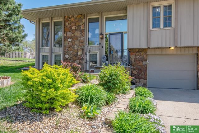 1011 Bea Circle, Bellevue, NE 68005