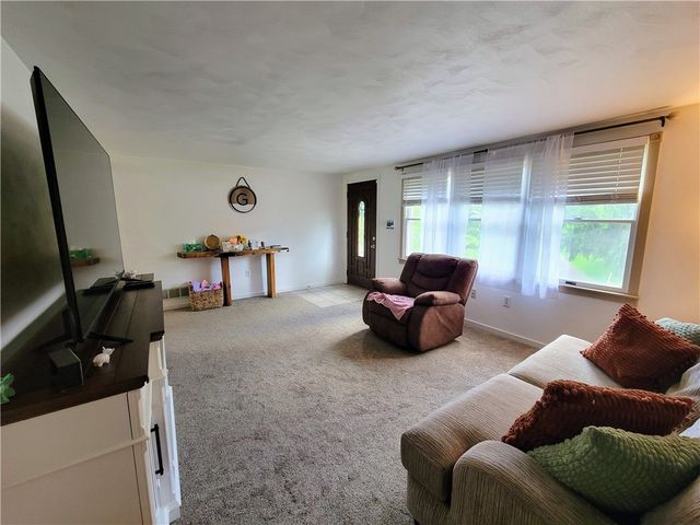 124 Sunny Lane, Hunker, PA 15639