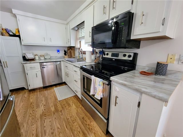 124 Sunny Lane, Hunker, PA 15639