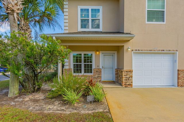 1506 Bentley Circle, Fort Walton Beach, FL 32547