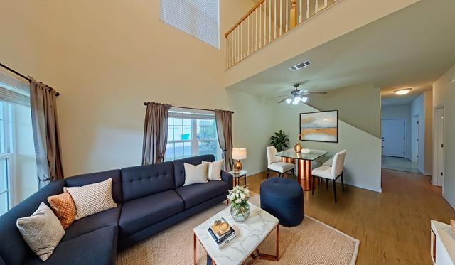 1506 Bentley Circle, Fort Walton Beach, FL 32547