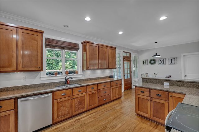 117 Ridgestone Drive, Central, SC 29630
