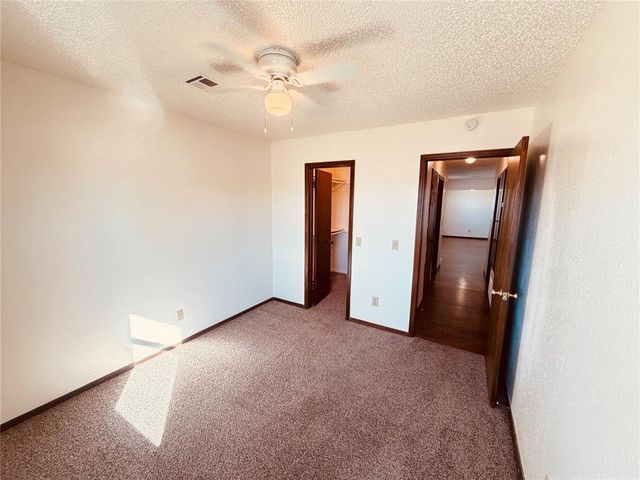 320 Falcon Court 3, Norman, OK 73069