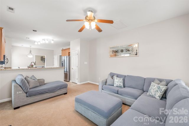 3943 Huntmeadow Drive, Charlotte, NC 28269