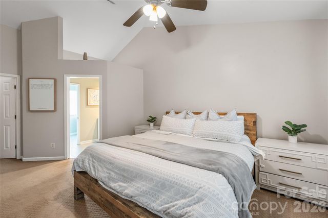 3943 Huntmeadow Drive, Charlotte, NC 28269