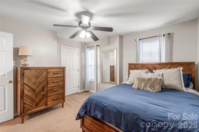 3943 Huntmeadow Drive, Charlotte, NC 28269