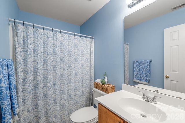 3943 Huntmeadow Drive, Charlotte, NC 28269