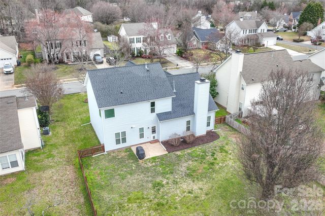 3943 Huntmeadow Drive, Charlotte, NC 28269