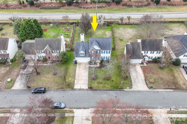 3943 Huntmeadow Drive, Charlotte, NC 28269