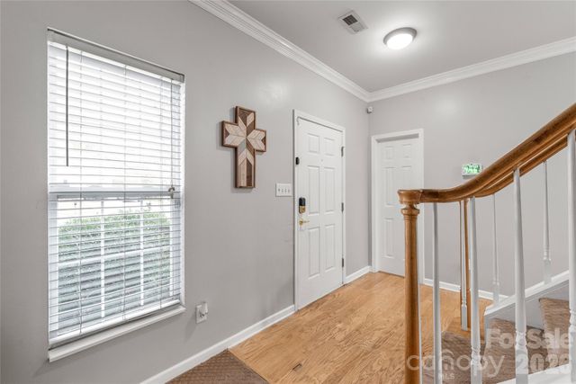 3943 Huntmeadow Drive, Charlotte, NC 28269