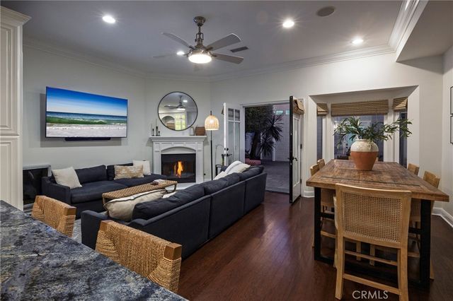 1113 California Street, Huntington Beach, CA 92648