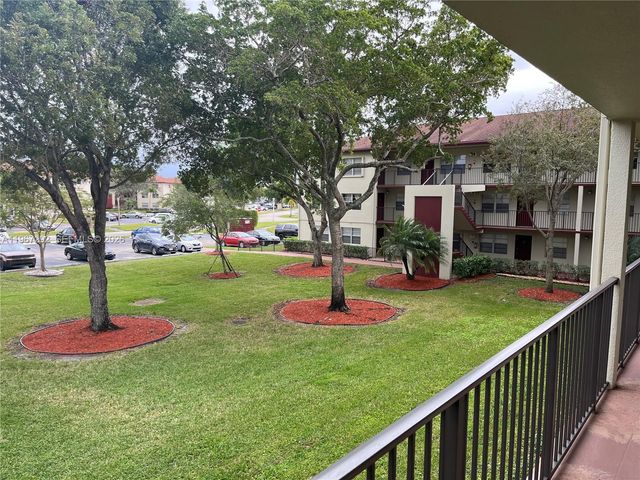 150 SW 134th Way 209R, Pembroke Pines, FL 33027