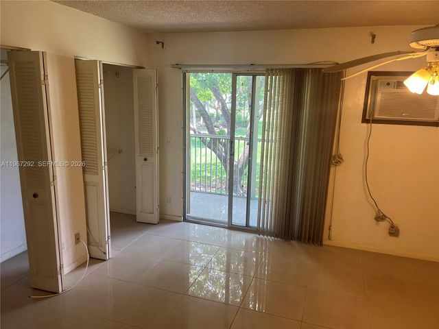 150 SW 134th Way 209R, Pembroke Pines, FL 33027