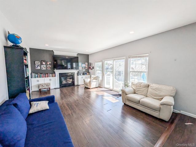 71 Elm Avenue, Coram, NY 11727