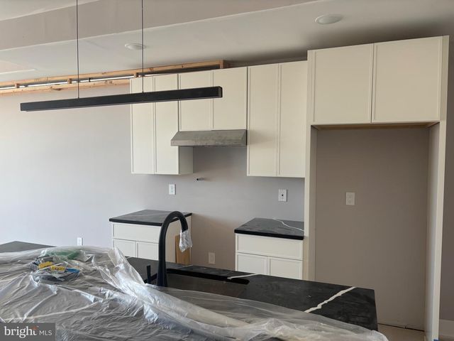 1812 E MOYAMENSING AVE, Philadelphia, PA 19148