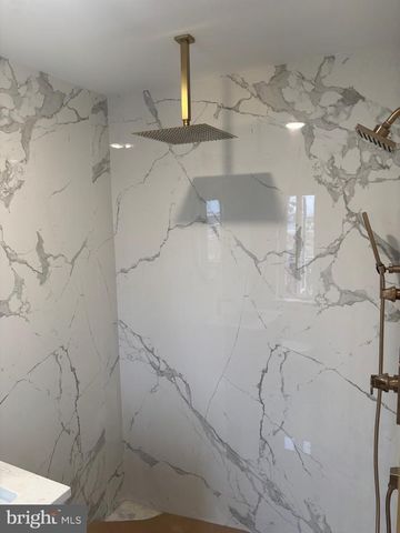 1812 E MOYAMENSING AVE, Philadelphia, PA 19148