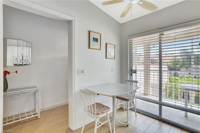 2420 Hidden Lake DR # 1008, Naples, FL 34112