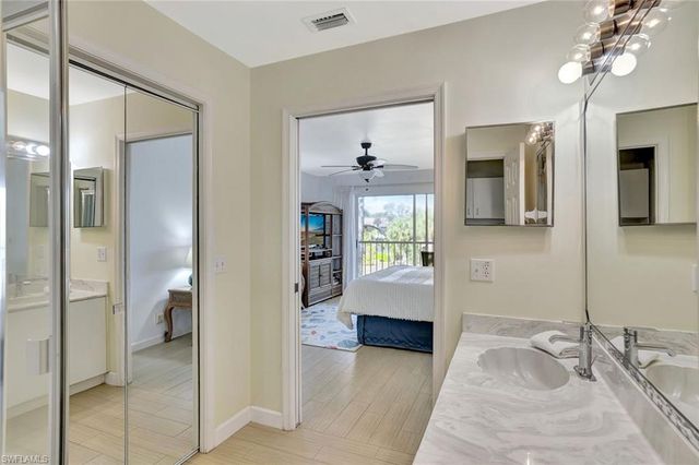 2420 Hidden Lake DR # 1008, Naples, FL 34112