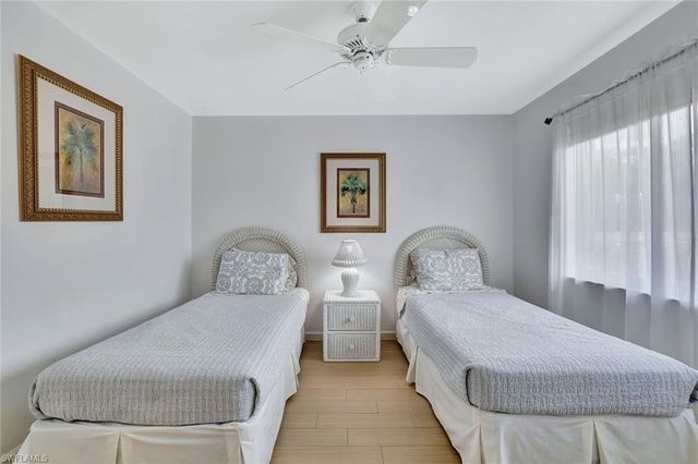 2420 Hidden Lake DR # 1008, Naples, FL 34112