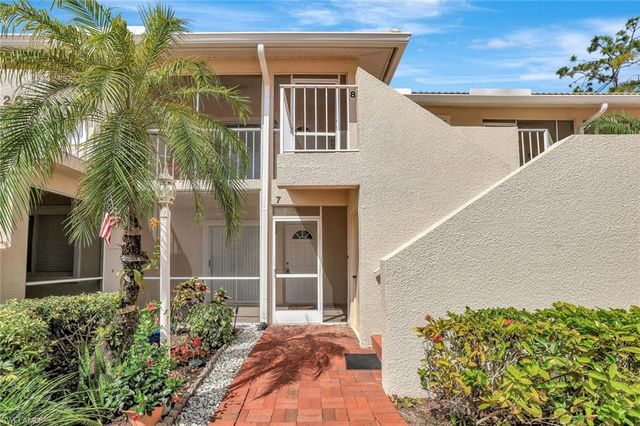 2420 Hidden Lake DR # 1008, Naples, FL 34112