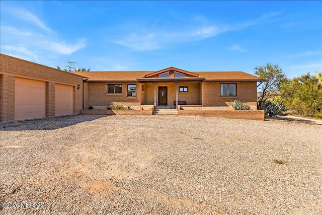 11625 E Timrod Street, Tucson, AZ 85748