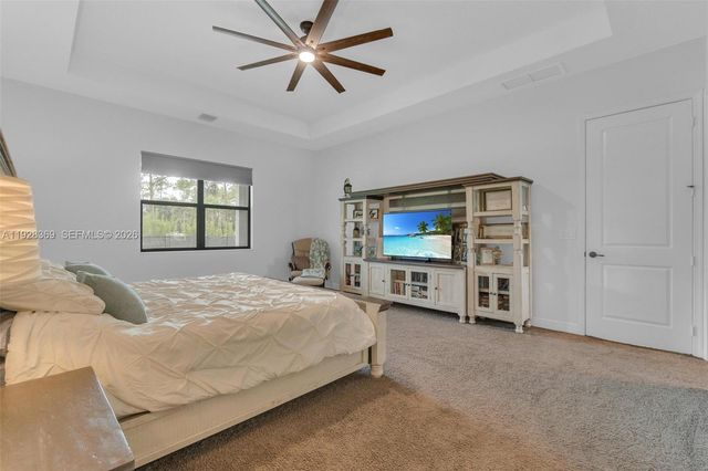 17924 N 68th Street N, Loxahatchee, FL 33470