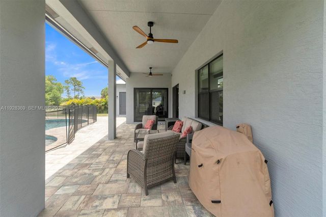 17924 N 68th Street N, Loxahatchee, FL 33470