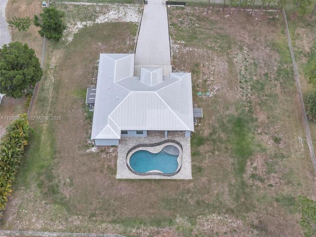 17924 N 68th Street N, Loxahatchee, FL 33470