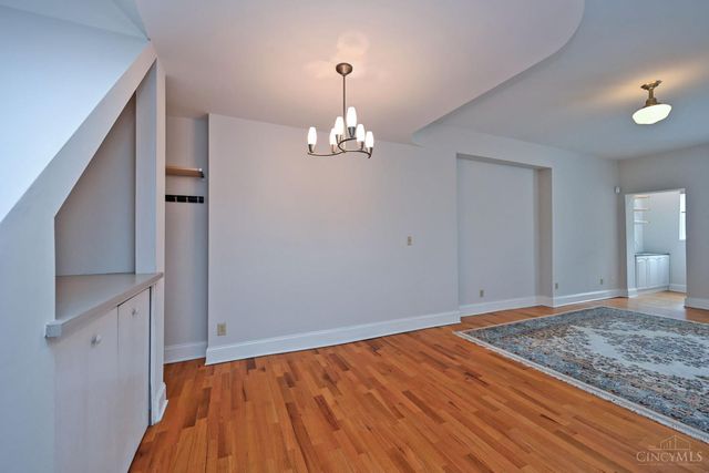 4266 Williamson Place, Cincinnati, OH 45223