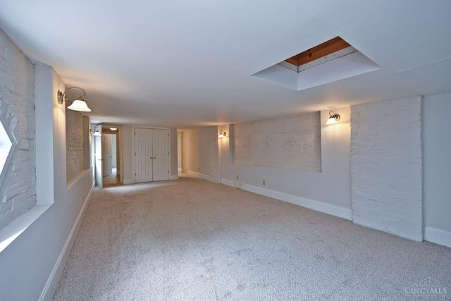 4266 Williamson Place, Cincinnati, OH 45223