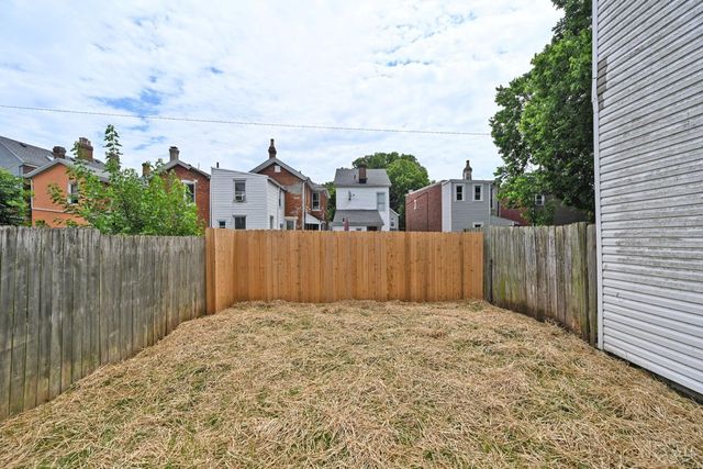4266 Williamson Place, Cincinnati, OH 45223