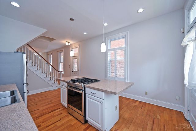 4266 Williamson Place, Cincinnati, OH 45223
