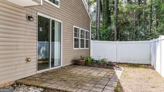 511 W Oaks Drive, Woodstock, GA 30188