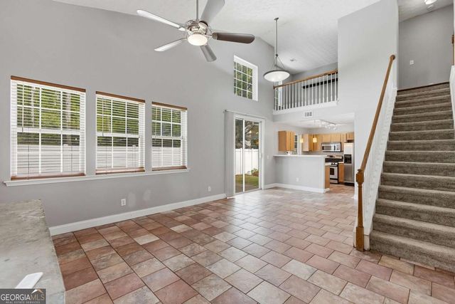 511 W Oaks Drive, Woodstock, GA 30188