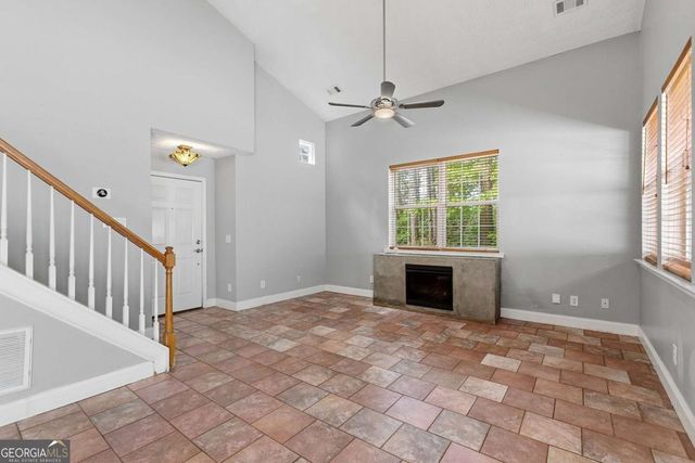 511 W Oaks Drive, Woodstock, GA 30188
