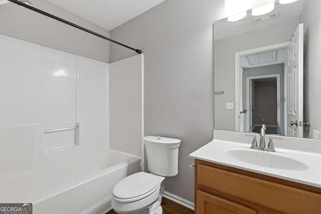 511 W Oaks Drive, Woodstock, GA 30188