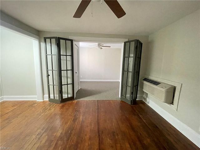 3102 Arctic Ave Apt 7, Virginia Beach, VA 23451